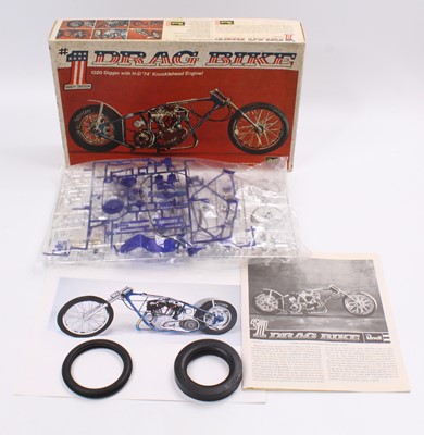 Lot 652 - Revell 1/8th scale No. H-1550 Harley Davidson...