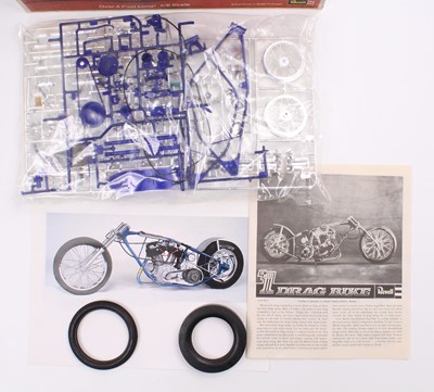 Lot 652 - Revell 1/8th scale No. H-1550 Harley Davidson...