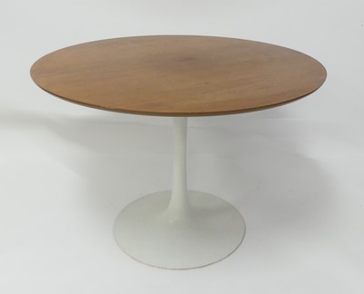 Lot 812 - Eero Saarinen (1910-1961) for Arkana - a teak...