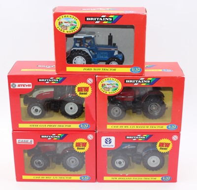 Lot 777 - A Britains 1/32 scale tractor diecast group to...