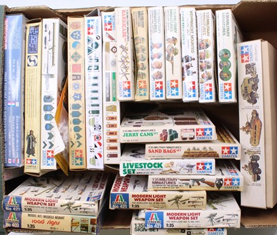 Lot 686 - A collection of Tamiya, Italeri and similar...