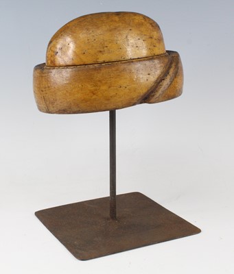 Lot 2307 - A milliner's beechwood hat stand for a trilby,...