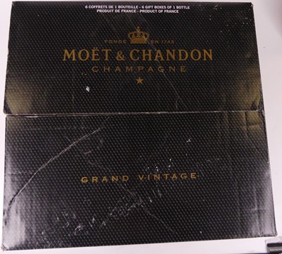Lot 1236 - Moet & Chandon Grand Vintage 2002 Brut...