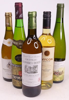 Lot 1256 - Assorted white wines to include Chateau Manoir...