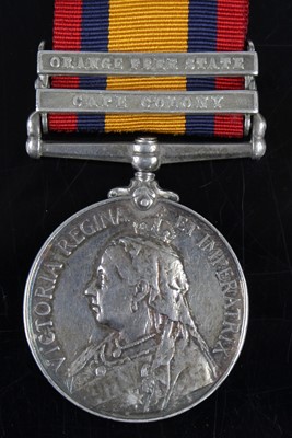 Lot 124 - A Queen's South Africa medal (1899-1902), 3rd...