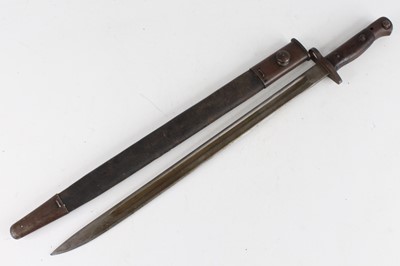 Lot 201 - A British 1907 pattern bayonet, the 43cm...