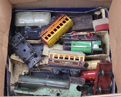 Lot 336 - A collection of Hornby 0-gauge items, all in...