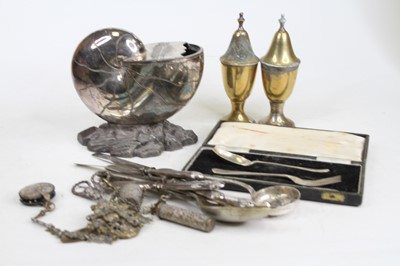 Lot 309 - Mixed lot to include a Victorian silver plated...