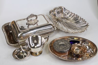 Lot 311 - A box of assorted plated wares to include...