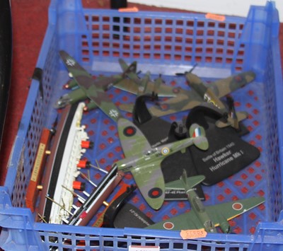 Lot 1643 - A quantity of aircraft diecast interest...