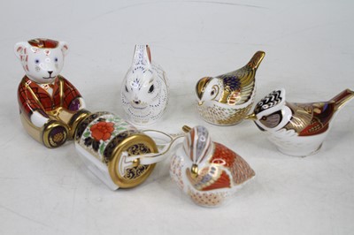 Lot 274 - A collection of Royal Crown Derby animal...