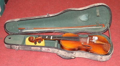 Lot 714 - A Skylark student's violin, cased