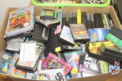 Lot 726 - A collection of mixed vintage video games, to...