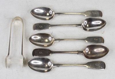 Lot 358 - A set of five Victorian silver teaspoons in...