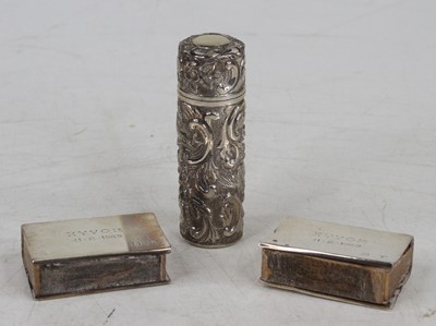 Lot 364 - A late Victorian silver cased scent bottle by...