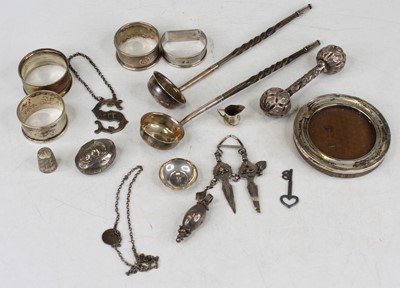 Lot 372 - Assorted silver and white metal wares to...