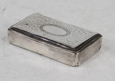 Lot 394 - A George IV silver pocket snuff box, having...