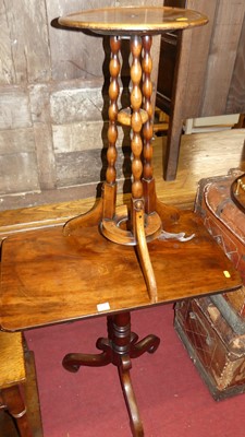 Lot 1256 - A Regency mahogany round cornered tilt-top...