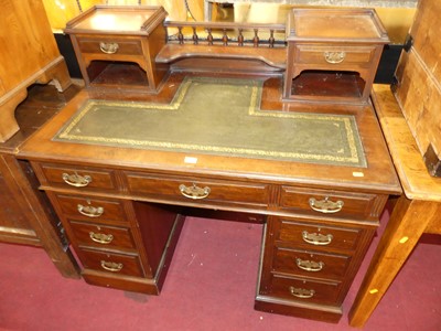 Lot 1370 - A late Victorian walnut twin pedestal writing...