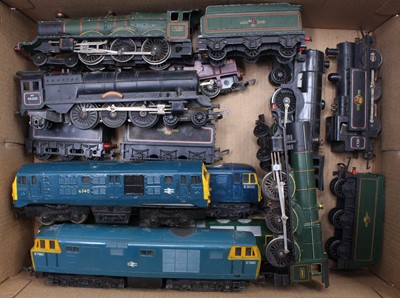 Lot 609 - Approx a dozen 00-gauge locos, various makes,...