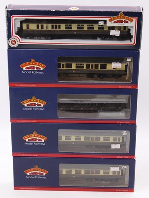 Lot 457 - Five Bachmann Branch-Line coaches: Four...