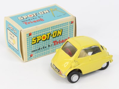 Lot 1656 - Spot-On Models by Triang No. 118 BMW Isetta...