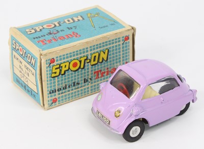 Lot 1010 - Triang Spot On Models, No.118 BMW Isetta,...