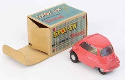 Lot 1020 - Spot On By Triang No.118, BMW Isetta, pink...