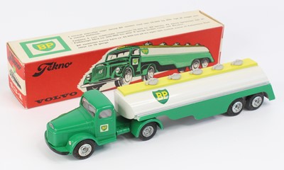 Lot 1071 - Tekno No. 434 Volvo articulated BP/BP Air fuel...