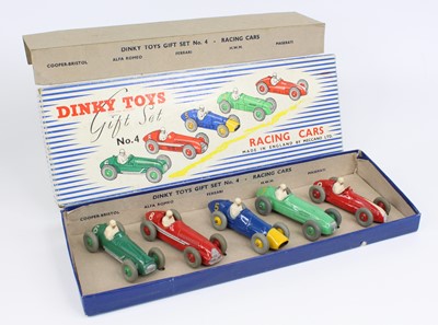 Lot 1137 - Dinky Toys gift set No. 4 racing cars to...