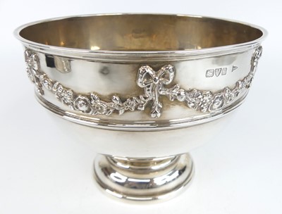 Lot 1192 - An Edwardian silver pedestal rose bowl, of...