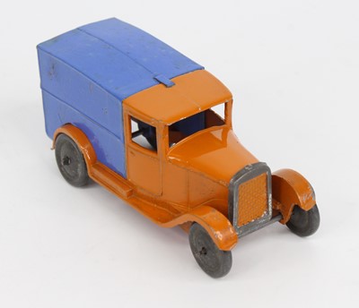 Lot 1095 - Dinky Toys No. 22D pre-war delivery van...