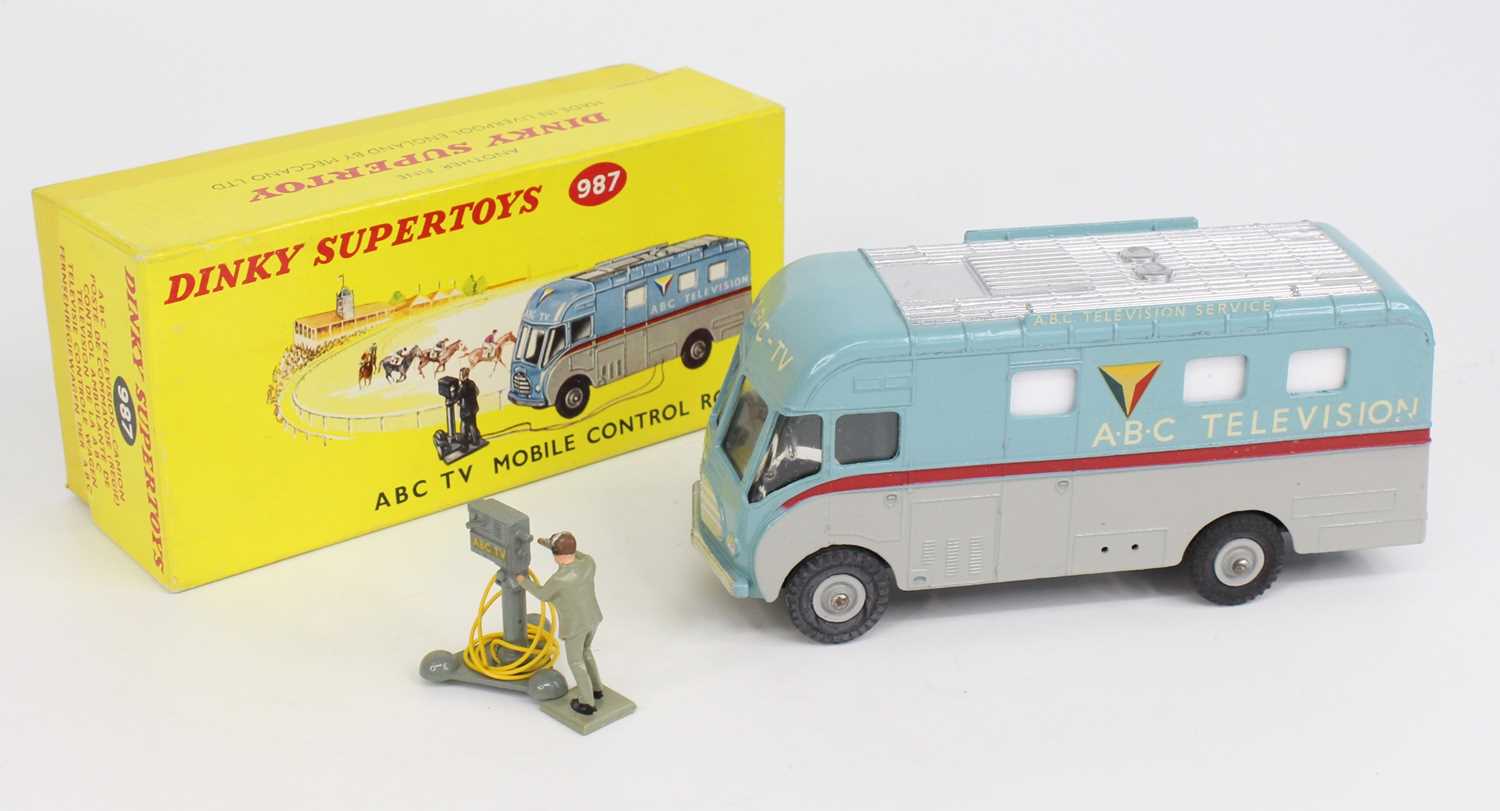 Lot 1135 - Dinky Toys No. 987 ABC TV mobile control room...