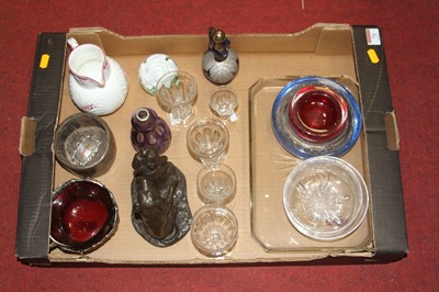 Lot 74 - A collection of glassware and other items to...