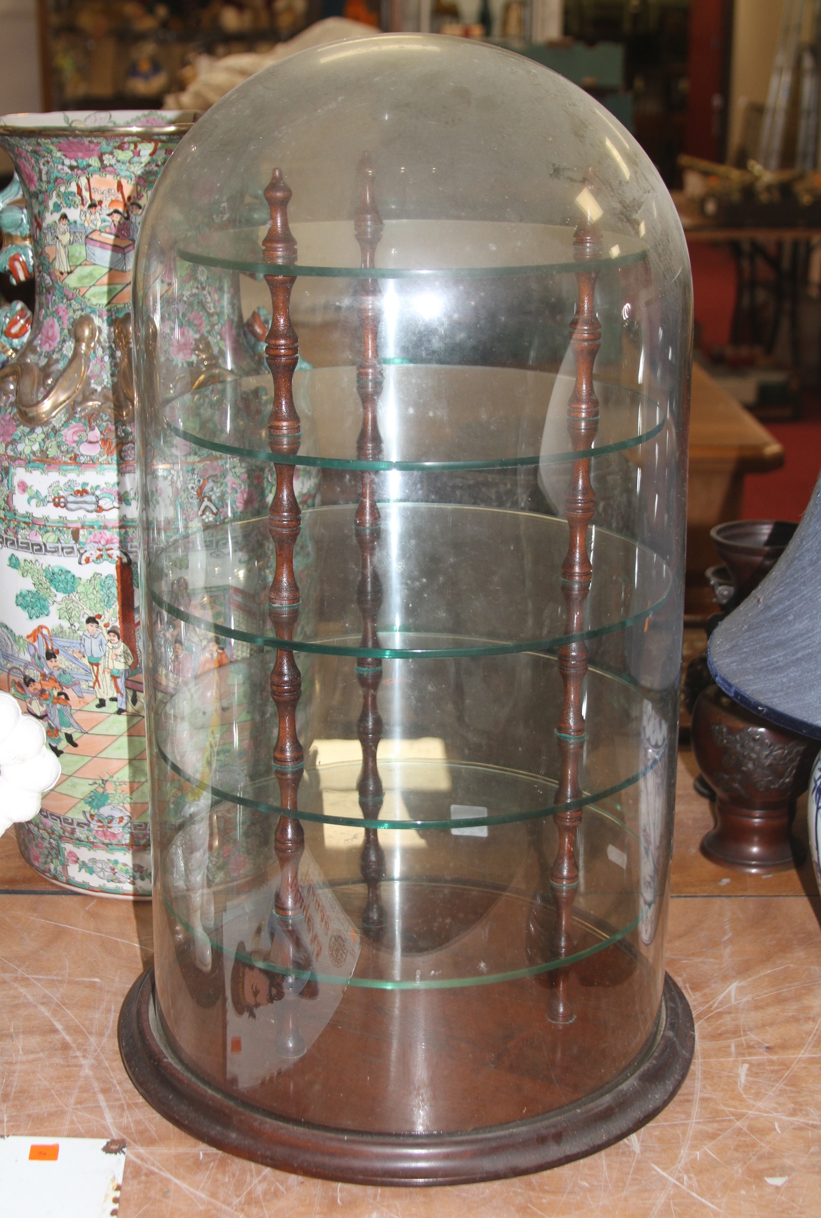 At Auction: GLASS DOME THIMBLE DISPLAY HOLDER VINTAGE ANTIQUE