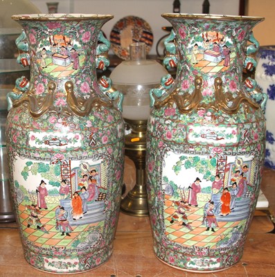 Lot 159 - A pair of 20th century Chinese Canton style...