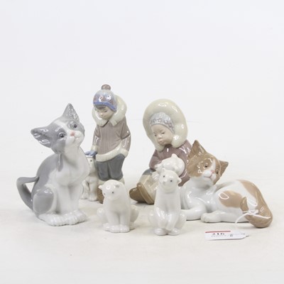 Lot 216 - Two Lladro porcelain models of kittens, the...