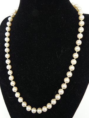 Lot 332 - A cultured pearl single string necklace, the...