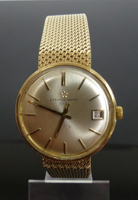 Lot 359 - A gent's Eternamatic 1000 9ct gold cased...