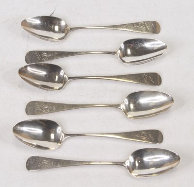 Lot 285 - A set of five circa 1830 silver teaspoons;...