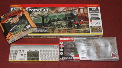 Lot 509 - The Hornby Flying Scotsman boxed electric...