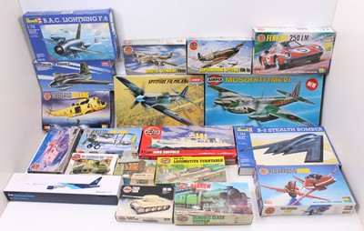 Lot 1627 - Airfix, Academy, Revell, and similar plastic...