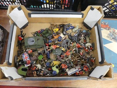 Lot 602 - A tray of mixed lead hollowcast military...