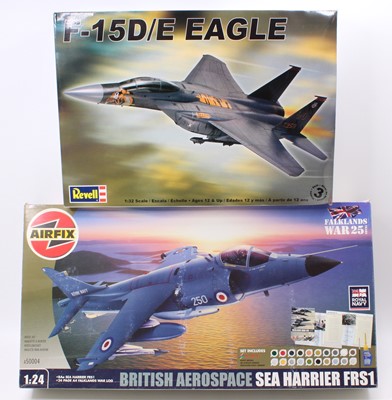 Lot 1606 - An Airfix and Revell 1/32 and 1/24 scale...