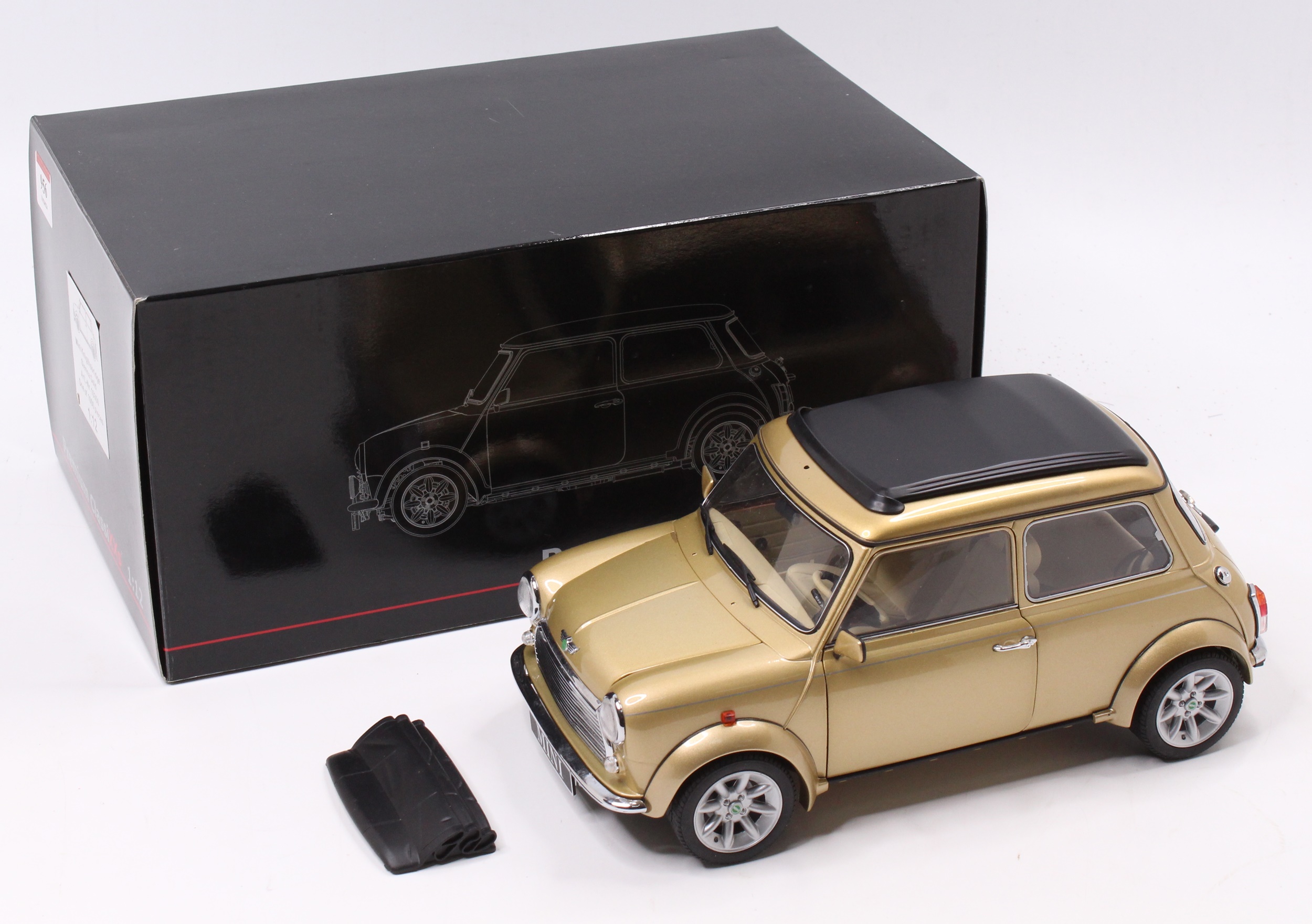 Lot 956 - A Premium ClassiXXs 1/12th scale No. 10350