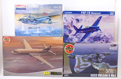 Lot 1569 - A collection of Airfix, Trumpeter, and...