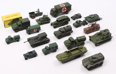 Lot 1252 - A tray of Dinky and Matchbox Toys military...