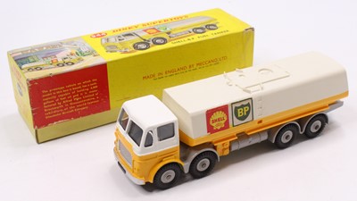 Lot 1335 - Dinky Toys No. 944 Shell BP Leyland Octopus...