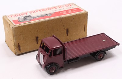 Lot 1218 - Dinky Toys No. 512, Guy Flat Truck, 1st type...