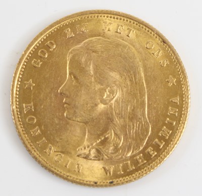 Lot Netherlands, gold 10 gulden, obv: Wilhelmina...